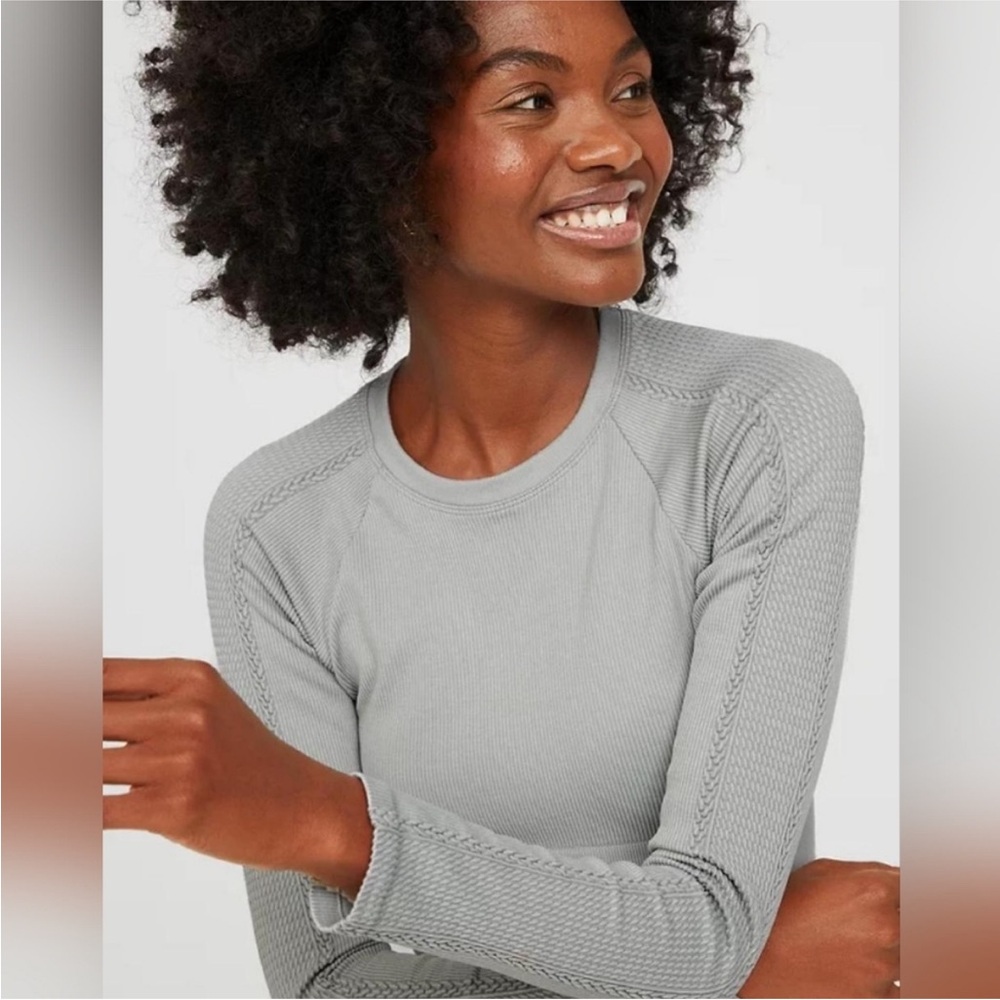 Aerie Big Chill Seamless Ribbed Long Sleeve Crop Top Stone Gray S - Picture 2 of 9